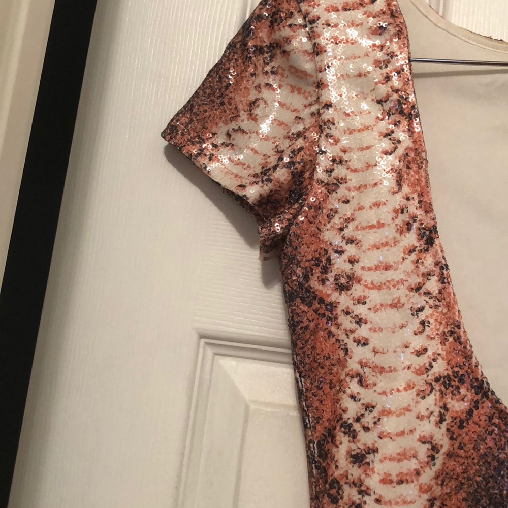 Dress - Picture 4 of 4